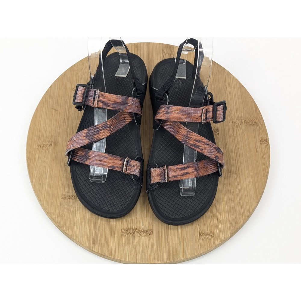 Chaco Lowdown Sport Sandals Womans 7 Black Red Aztec Southwestern Flats Outdoor - Picture 4 of 10